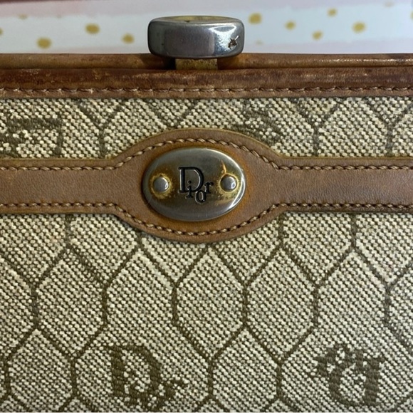 Dior Honeycomb Change Purse With Snap Lock Vintage - Picture 2 of 6